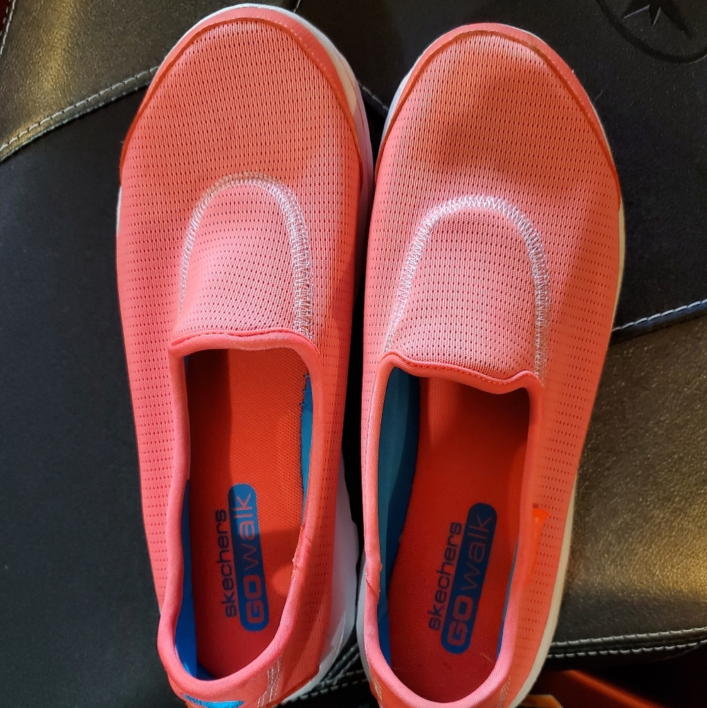 Skechers GOWalk